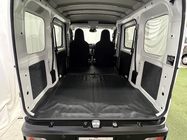 ハイゼットカーゴＤＸラジオ　キーレス　エアコン　取扱説明書　保証書　認定中古車　ＣＶＴ　６６０（香川県）の中古車