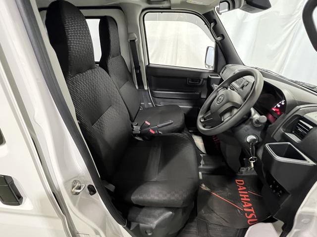 ハイゼットカーゴＤＸラジオ　キーレス　エアコン　取扱説明書　保証書　認定中古車　ＣＶＴ　６６０（香川県）の中古車