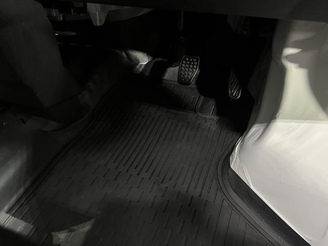 ハイゼットカーゴＤＸラジオ　キーレス　エアコン　取扱説明書　保証書　認定中古車　ＣＶＴ　６６０（香川県）の中古車