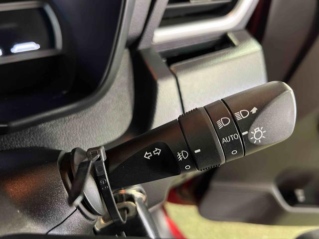 トールカスタムＧディスプレイオーディオ　パノラマカメラ　ドラレコ　ＥＴＣ　ステアリングスイッチ　シートヒーター　キーフリー　オートエアコン　認定中古車　ＣＶＴ　１０００（香川県）の中古車