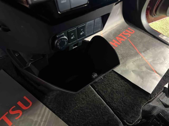 トールカスタムＧディスプレイオーディオ　パノラマカメラ　ドラレコ　ＥＴＣ　ステアリングスイッチ　シートヒーター　キーフリー　オートエアコン　認定中古車　ＣＶＴ　１０００（香川県）の中古車