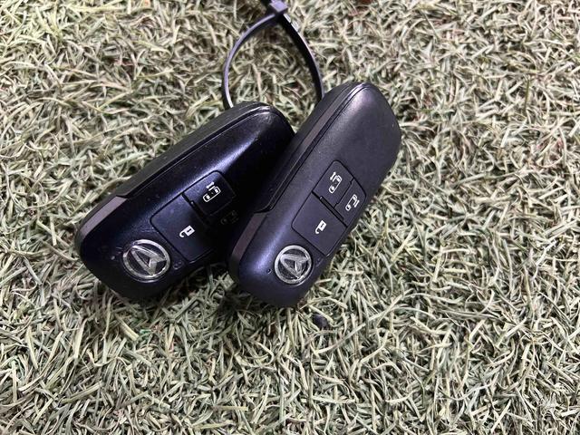 トールカスタムＧディスプレイオーディオ　パノラマカメラ　ドラレコ　ＥＴＣ　ステアリングスイッチ　シートヒーター　キーフリー　オートエアコン　認定中古車　ＣＶＴ　１０００（香川県）の中古車