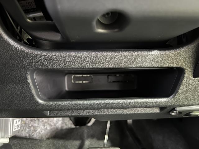 ムーヴＲＳナビ　バックカメラ　ドラレコ　ステアリングスイッチ　オートエアコン　両側パワースライドドア　キーフリー　認定中古車　ＣＶＴ　６６０（香川県）の中古車