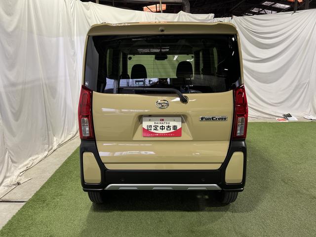 タントファンクロスバックカメラ　シートヒーター　キーフリー　ステアリングスイッチ　オートエアコン　サンシェード　シートテーブル　認定中古車　ＣＶＴ　６６０（香川県）の中古車