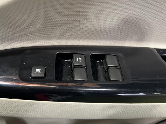 ミラージュＭナビ　ドラレコ　ＥＴＣ　キーフリー　ＴＶ　ラジオ　オートエアコン　取扱説明書　保証書　認定中古車　ＣＶＴ　１２００（香川県）の中古車