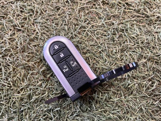 トールカスタムG SAIII純正ナビ TV ドラレコ ETC バックカメラ ステアリングスイッチ サンシェード 両側パワースライドドア 認定中古車 CVT 1000(香川県)の中古車