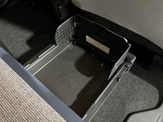 ムーヴキャンバスストライプスＧバックカメラ　キーフリー　ホッとカップホルダー　シートヒーター　ステアリングスイッチ　両側パワースライドドア　認定中古車　ＣＶＴ　６６０（香川県）の中古車