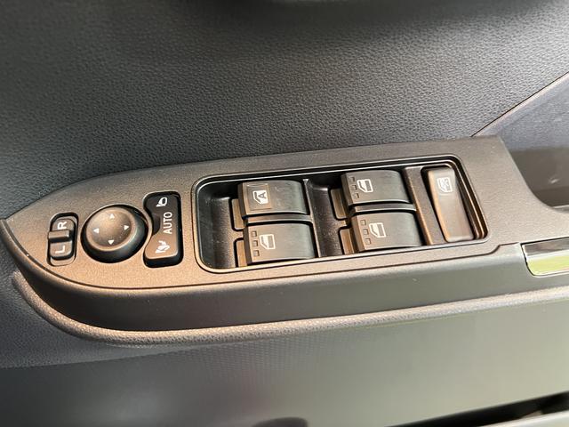 タントカスタムRS純正ナビ TV Bluetooth ドラレコ ETC バックカメラ シートヒーター ステアリングスイッチ 両側パワースライドドア サンシェード シートテーブル キーフリー 認定中古車 CVT 660(香川県)の中古車