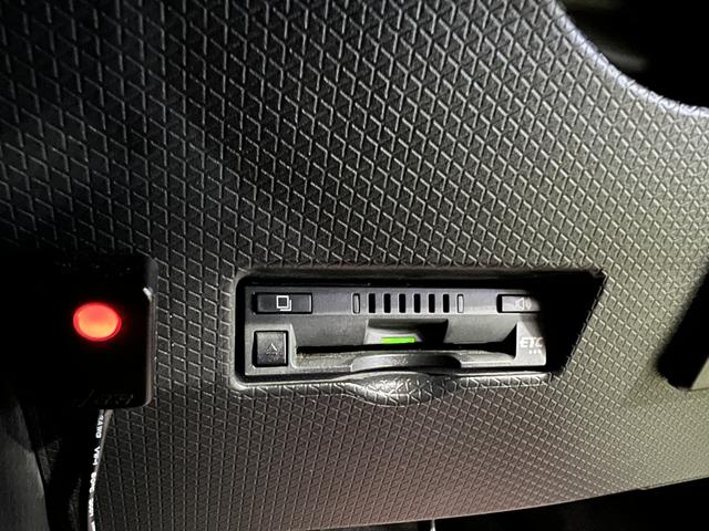 タントＸスペシャル純正ナビ　ＴＶ　Ｂｌｕｅｔｏｏｔｈ　ドラレコ　ＥＴＣ　バックカメラ　キーフリー　サンシェード　助手席側ピラーレス　認定中古車　ＣＶＴ　６６０（香川県）の中古車
