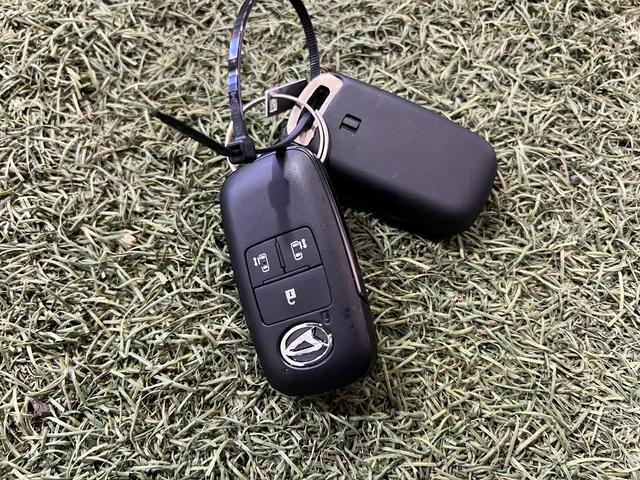 ムーヴキャンバスセオリーＧ純正ナビ　ＴＶ　Ｂｌｕｅｔｏｏｔｈ　全方位カメラ　シートヒーター　ホッとカップホルダー　両側パワースライドドア　キーフリー　ステアリングスイッチ　認定中古車　ＣＶＴ　６６０（香川県）の中古車