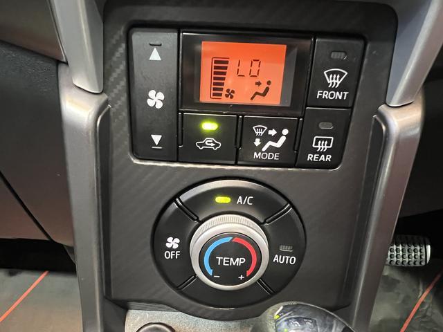 コペンセロナビ　ＴＶ　Ｂｌｕｅｔｏｏｔｈ　ＥＴＣ　バックカメラ　電動オープンルーフ　キーフリー　シートヒーター　ステアリングスイッチ　認定中古車　ＣＶＴ　６６０（香川県）の中古車