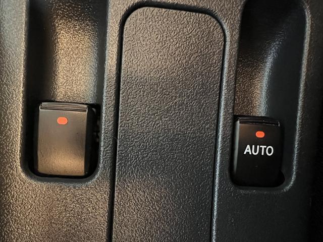 コペンセロナビ　ＴＶ　Ｂｌｕｅｔｏｏｔｈ　ＥＴＣ　バックカメラ　電動オープンルーフ　キーフリー　シートヒーター　ステアリングスイッチ　認定中古車　ＣＶＴ　６６０（香川県）の中古車