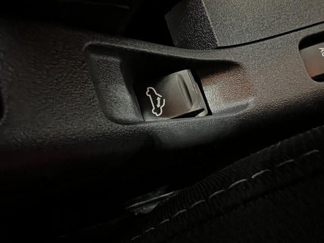 コペンセロナビ　ＴＶ　Ｂｌｕｅｔｏｏｔｈ　ＥＴＣ　バックカメラ　電動オープンルーフ　キーフリー　シートヒーター　ステアリングスイッチ　認定中古車　ＣＶＴ　６６０（香川県）の中古車