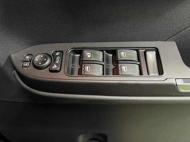 タントカスタムＲＳバックカメラ　キーフリー　ステアリングスイッチ　シートヒーター　両側パワースライドドア　サンシェード　シートテーブル　認定中古車　ＣＶＴ　６６０（香川県）の中古車