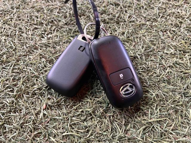 タフトＧ　ダーククロムベンチャーバックカメラ　キーフリー　シートヒーター　ステアリングスイッチ　クルコン　認定中古車　ＣＶＴ　６６０（香川県）の中古車