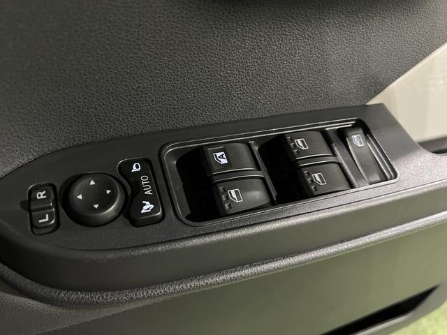 タントXナビ Bluetooth ETC 全方位カメラ キーフリー シートヒーター ステアリングスイッチ サンシェード シートテーブル 両側パワースライドドア ピラーレス 認定中古車 CVT 660(香川県)の中古車