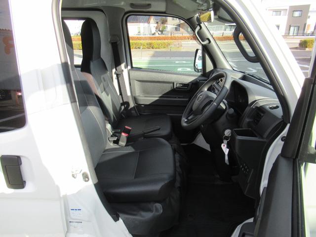 ハイゼットカーゴスペシャル（徳島県）の中古車