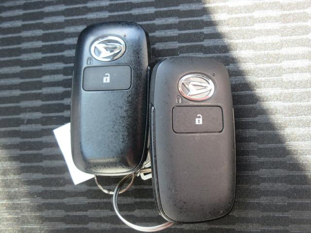 ハイゼットカーゴクルーズ４ＷＤ・キーフリー・ナビ・バックモニター付き（徳島県）の中古車