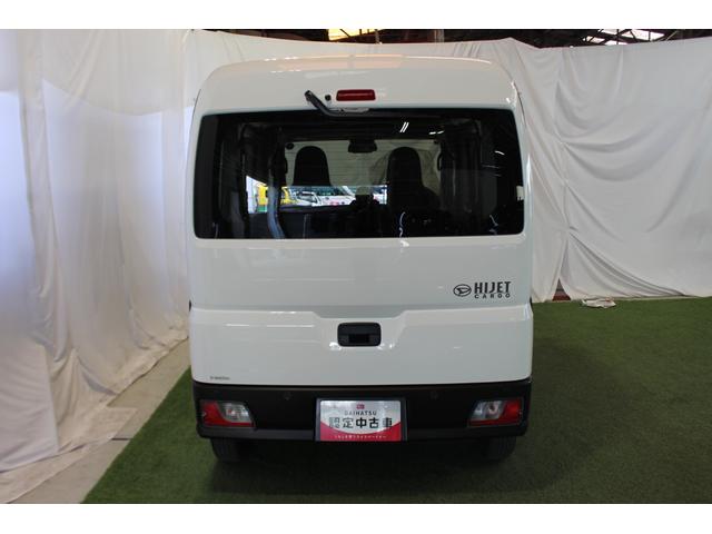 ハイゼットカーゴＤＸ認定中古車　ＣＶＴ　ラジオ　マニュアルエアコン　オートライト　キーレスエントリー　両側スライドドア　スマートアシスト　ハロゲンヘッドライト　パワーウインドウ　アイドリングストップ　パネルシフト（香川県）の中古車