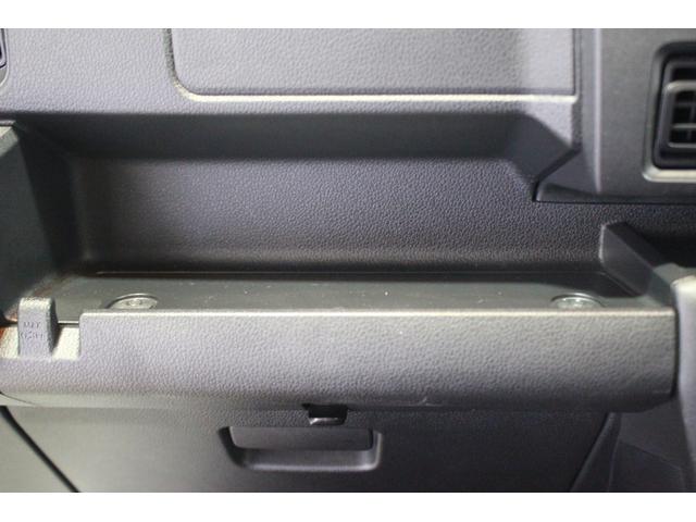 ハイゼットカーゴＤＸ認定中古車　ＣＶＴ　ラジオ　マニュアルエアコン　オートライト　キーレスエントリー　両側スライドドア　スマートアシスト　ハロゲンヘッドライト　パワーウインドウ　アイドリングストップ　パネルシフト（香川県）の中古車