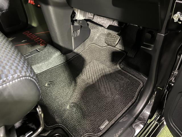 タントカスタムＸ認定中古車　ＣＶＴ　９インチディスプレイオーディオ　バックカメラ　キーフリーシステム　ステアリングスイッチ　両側パワースライドドア　助手席側ピラーレス（香川県）の中古車