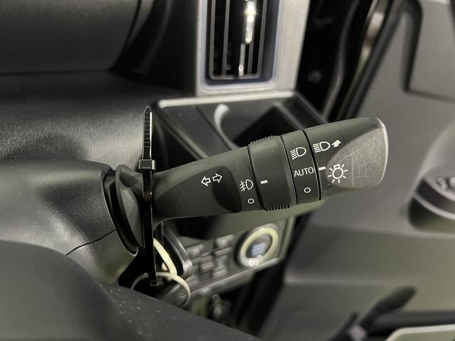 タントカスタムＸ認定中古車　ＣＶＴ　９インチディスプレイオーディオ　バックカメラ　キーフリーシステム　ステアリングスイッチ　両側パワースライドドア　助手席側ピラーレス（香川県）の中古車