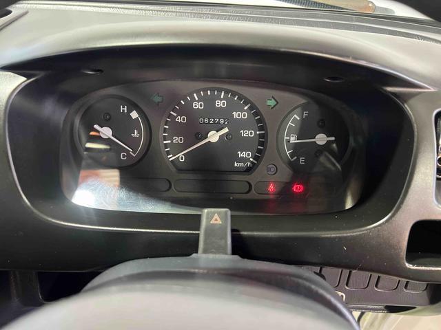 ハイゼットトラックツインカムスペシャルＣＤラジオ　マニュアルエアコン　パワーステアリング　シガーライター　スペアタイヤ　認定中古車　５速ＭＴ　６６０（香川県）の中古車