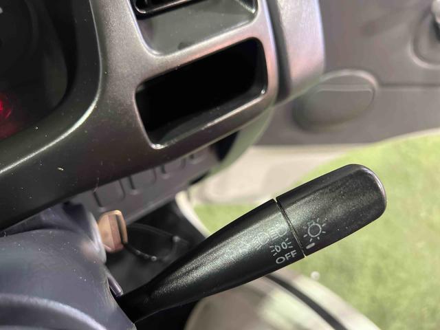 ハイゼットトラックツインカムスペシャルＣＤラジオ　マニュアルエアコン　パワーステアリング　シガーライター　スペアタイヤ　認定中古車　５速ＭＴ　６６０（香川県）の中古車