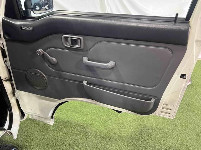 ハイゼットトラックツインカムスペシャルＣＤラジオ　マニュアルエアコン　パワーステアリング　シガーライター　スペアタイヤ　認定中古車　５速ＭＴ　６６０（香川県）の中古車