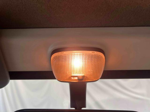 ハイゼットトラックツインカムスペシャルＣＤラジオ　マニュアルエアコン　パワーステアリング　シガーライター　スペアタイヤ　認定中古車　５速ＭＴ　６６０（香川県）の中古車