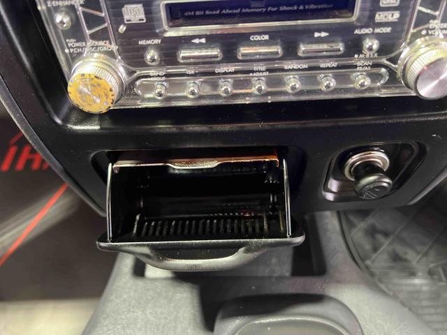 ハイゼットトラックツインカムスペシャルＣＤラジオ　マニュアルエアコン　パワーステアリング　シガーライター　スペアタイヤ　認定中古車　５速ＭＴ　６６０（香川県）の中古車