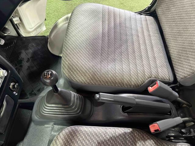 ハイゼットトラックツインカムスペシャルＣＤラジオ　マニュアルエアコン　パワーステアリング　シガーライター　スペアタイヤ　認定中古車　５速ＭＴ　６６０（香川県）の中古車