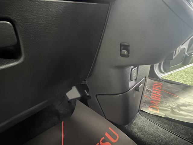 ムーヴキャンバスストライプスＧナビ　ドライブレコーダー　バックカメラ　ホッとカップホルダー　ステアリングスイッチ　両側パワースライドドア　オートエアコン　認定中古車　ＣＶＴ　６６０（香川県）の中古車