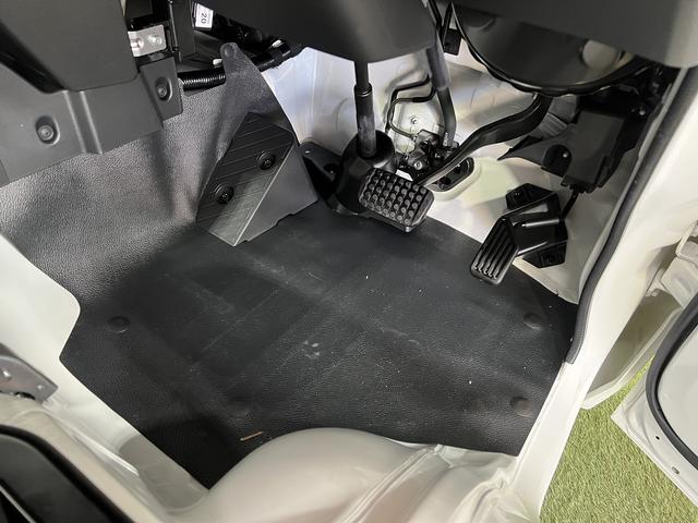 ハイゼットトラックジャンボスタンダードＣＤラジオ　マニュアルエアコン　取扱説明書　パワーステアリング　認定中古車　ＣＶＴ　６６０（香川県）の中古車