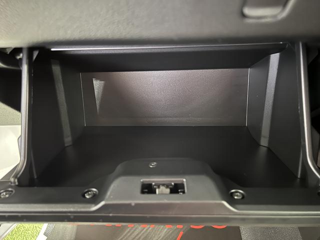 ハイゼットトラックジャンボスタンダードＣＤラジオ　マニュアルエアコン　取扱説明書　パワーステアリング　認定中古車　ＣＶＴ　６６０（香川県）の中古車