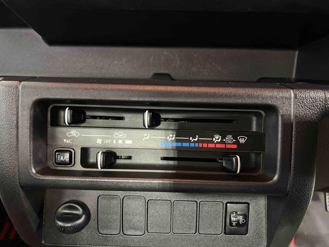 ハイゼットトラックスタンダードエアコン　パワステ　取扱説明書　保証書　　認定中古車　５速ＭＴ　６６０（香川県）の中古車