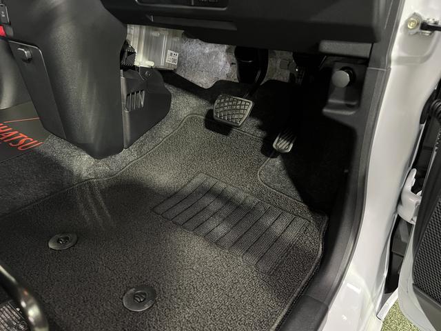 ムーヴキャンバスストライプスＧＬＥＤヘッドライト　両側パワースライドドア　ホッとカップホルダー　シートヒーター　オートエアコン　キーフリー　ステアリングスイッチ　認定中古車　ＣＶＴ　６６０（香川県）の中古車