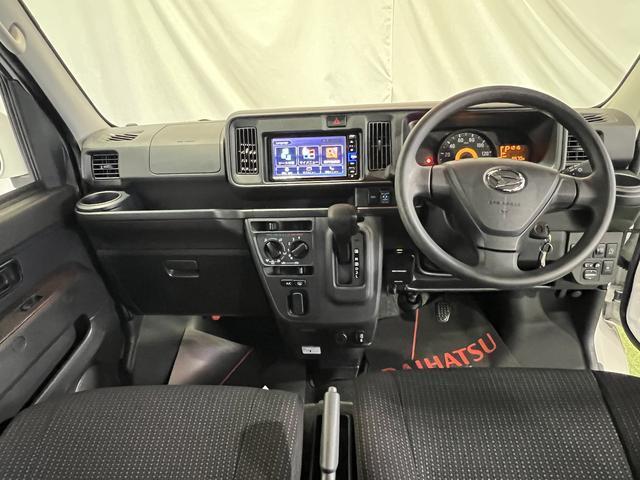 ハイゼットカーゴクルーズターボＳＡIIIＤ−クラフトくつろぎシート仕様　車中泊　純正ナビ　ＴＶ　Ｂｌｕｅｔｏｏｔｈ　ドラレコ　バックカメラ　キーレス　認定中古車　ＣＶＴ　６６０（香川県）の中古車