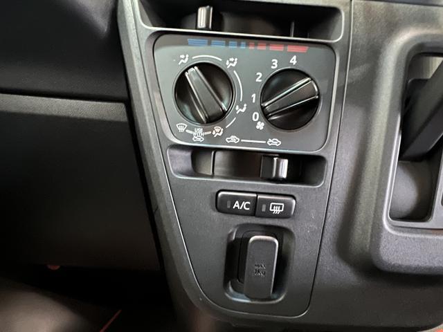 ハイゼットカーゴクルーズターボＳＡIIIＤ−クラフトくつろぎシート仕様　車中泊　純正ナビ　ＴＶ　Ｂｌｕｅｔｏｏｔｈ　ドラレコ　バックカメラ　キーレス　認定中古車　ＣＶＴ　６６０（香川県）の中古車