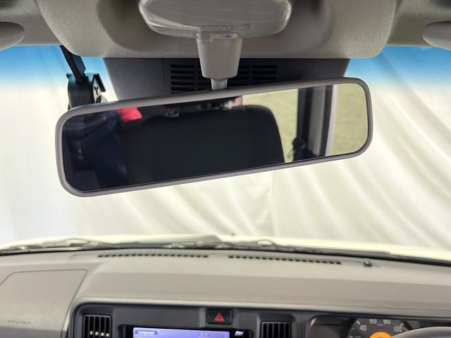 ハイゼットカーゴクルーズターボＳＡIIIＤ−クラフトくつろぎシート仕様　車中泊　純正ナビ　ＴＶ　Ｂｌｕｅｔｏｏｔｈ　ドラレコ　バックカメラ　キーレス　認定中古車　ＣＶＴ　６６０（香川県）の中古車