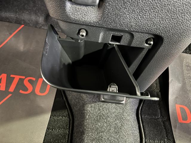 ムーヴキャンバスストライプスＧ９インチディスプレイオーディオ　ＴＶ　Ｂｌｕｅｔｏｏｔｈ　全方位カメラ　キーフリー　シートヒーター　ホッとカップホルダー　両側パワースライドドア　認定中古車　ＣＶＴ　６６０（香川県）の中古車