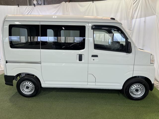 ハイゼットカーゴＤＸキーレス　オートライト　取扱説明書　保証書　認定中古車　ＣＶＴ　６６０（香川県）の中古車