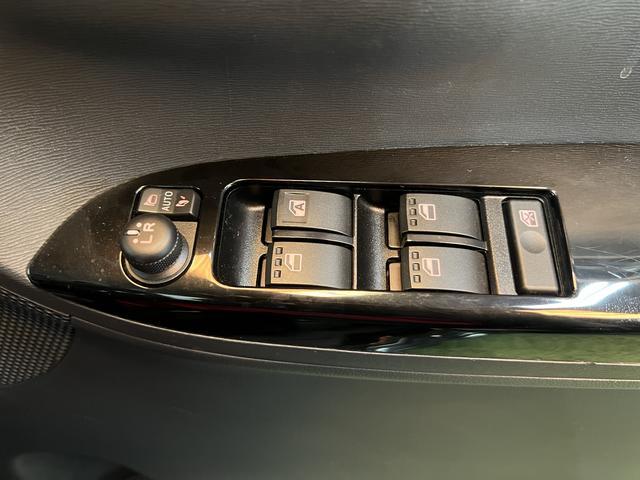 タントカスタムRS トップエディションSAII純正ナビ TV Bluetooth ドラレコ ETC バックカメラ ステアリングスイッチ キーフリー 両側パワースライドドア 助手席側ピラーレス 認定中古車 CVT 660(香川県)の中古車