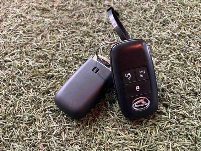 タントカスタムRSバックカメラ キーフリー シートヒーター 両側パワースライドドア ピラーレス ステアリングスイッチ サンシェード シートテーブル 認定中古車 CVT 660(香川県)の中古車