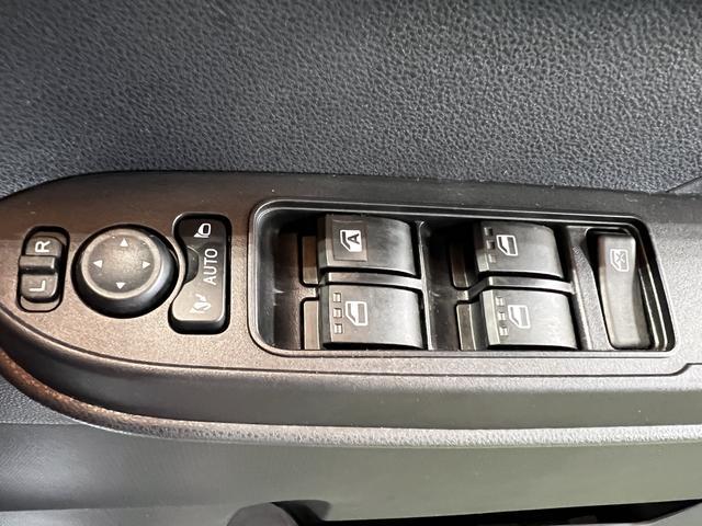 タントカスタムRSナビ TV Bluetooth ETC バックカメラ キーフリー シートヒーター ステアリングスイッチ サンシェード シートテーブル 両側パワースライドドア ピラーレス 認定中古車 CVT(香川県)の中古車
