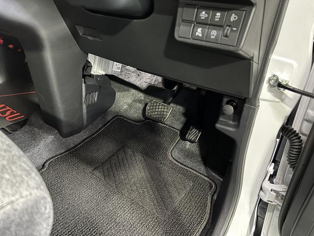 タントＸナビ　バックカメラ　キーフリー　シートヒーター　サンシェード　シートテーブル　ピラーレス　認定中古車　ＣＶＴ　６６０（香川県）の中古車