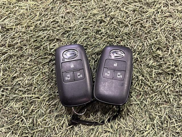 トールカスタムGナビ TV Bluetooth ドラレコ ETC 全方位カメラ キーフリー ステアリングスイッチ サンシェード 両側パワースライドドア 認定中古車 CVT 1000(香川県)の中古車