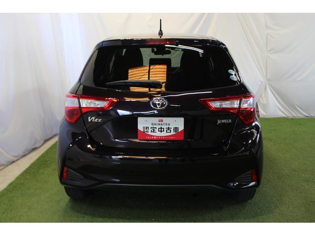 ヴィッツジュエラ認定中古車　ＣＶＴ　ナビ　ドライブレコーダー　オートエアコン　キーフリーシステム　衝突回避サポート　バックモニター　電動格納ミラー　ハロゲンヘッドライト　ステアリングスイッチ　パワーステアリング（香川県）の中古車