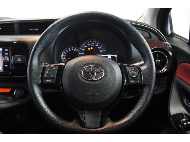 ヴィッツジュエラ認定中古車　ＣＶＴ　ナビ　ドライブレコーダー　オートエアコン　キーフリーシステム　衝突回避サポート　バックモニター　電動格納ミラー　ハロゲンヘッドライト　ステアリングスイッチ　パワーステアリング（香川県）の中古車