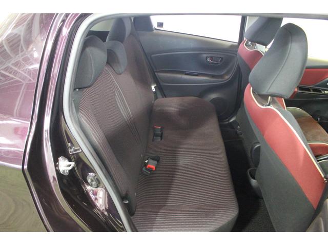 ヴィッツジュエラ認定中古車　ＣＶＴ　ナビ　ドライブレコーダー　オートエアコン　キーフリーシステム　衝突回避サポート　バックモニター　電動格納ミラー　ハロゲンヘッドライト　ステアリングスイッチ　パワーステアリング（香川県）の中古車
